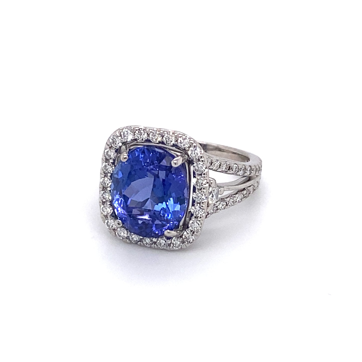 5.0 Carat Tanzanite and 1.0ctw Diamond Ring in 18K White Gold
