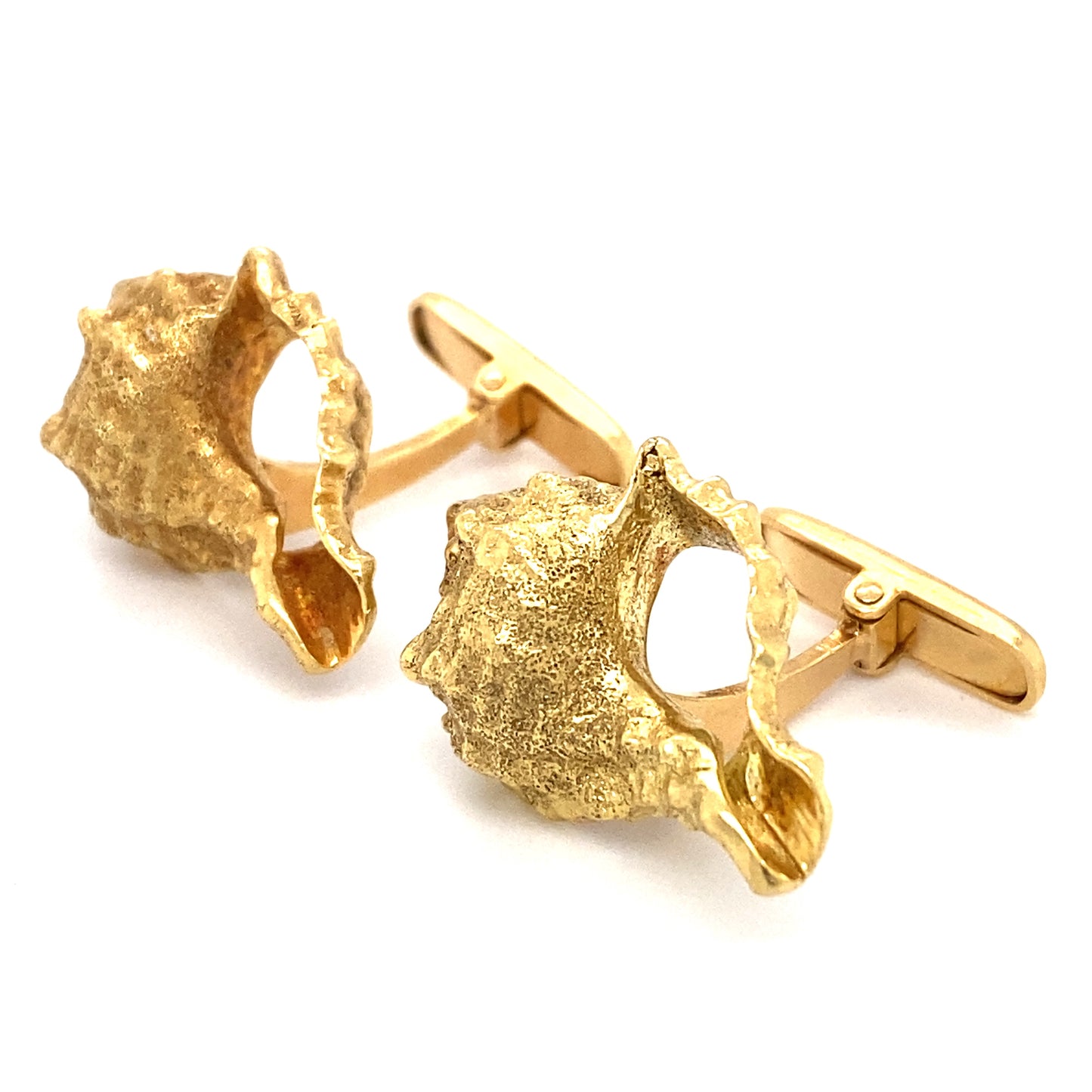 Circa 1950s French Conch Shell Cufflinks in 18K Gold