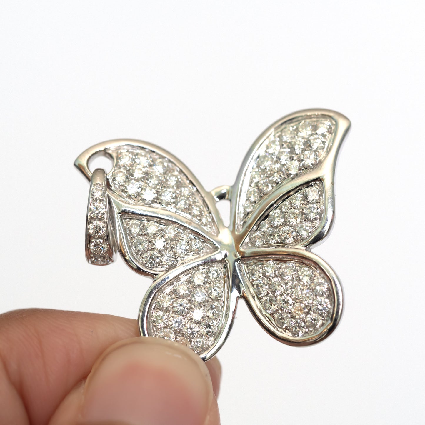 1.50 Carat Total Weight Diamond White Gold Pendant