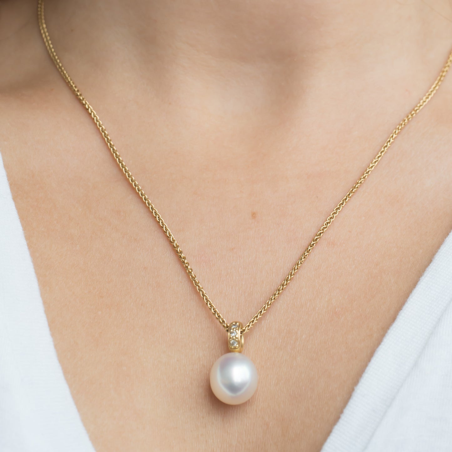 Yellow Gold Pearl Necklace