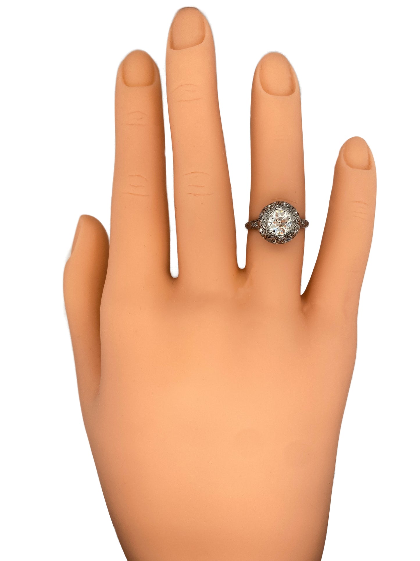 Circa 1920s Art Deco 1.20 Carat European Cut Diamond Engagement Ring in Platinum