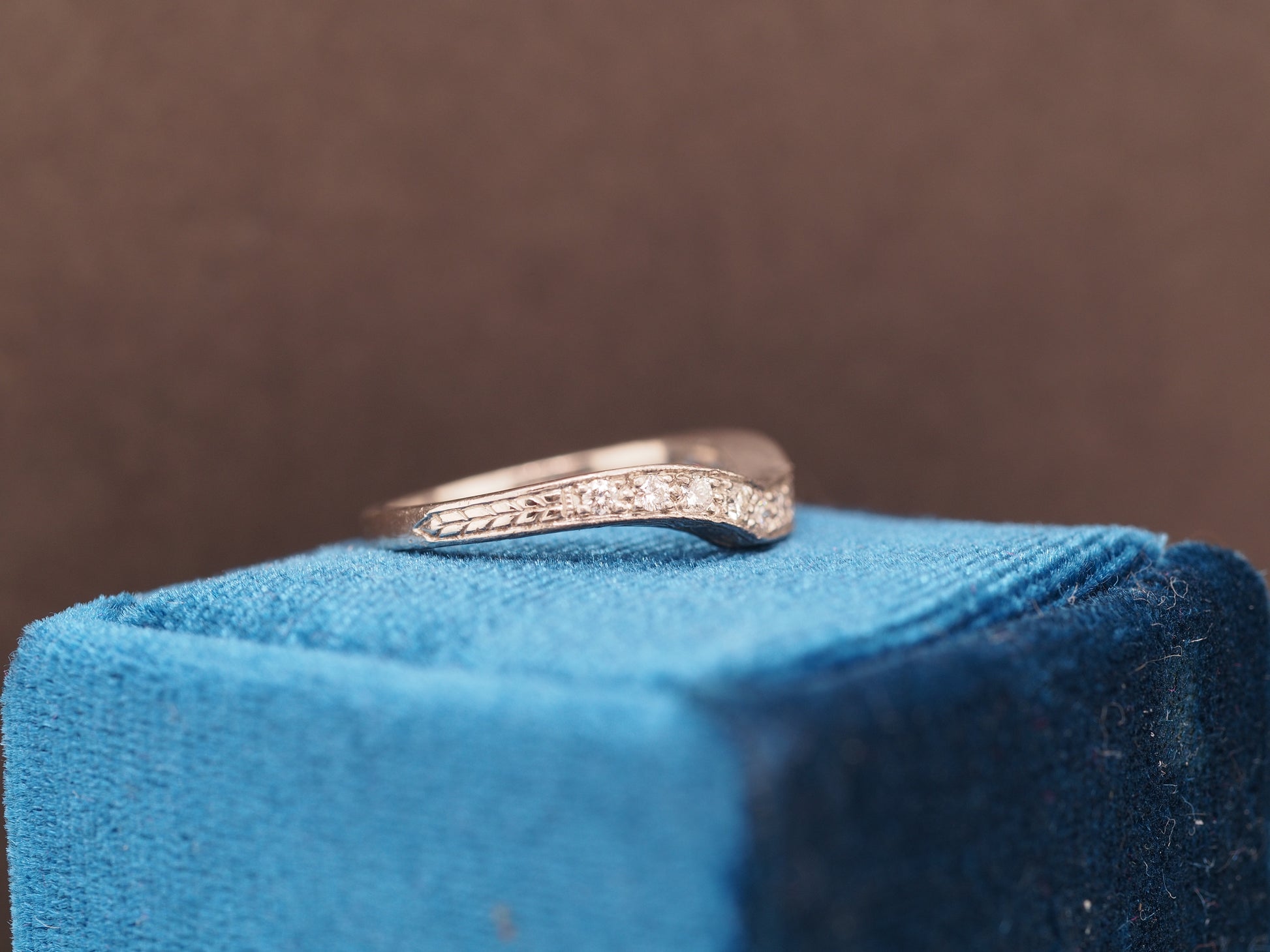 1960 Platinum Diamond Dip Wedding Band