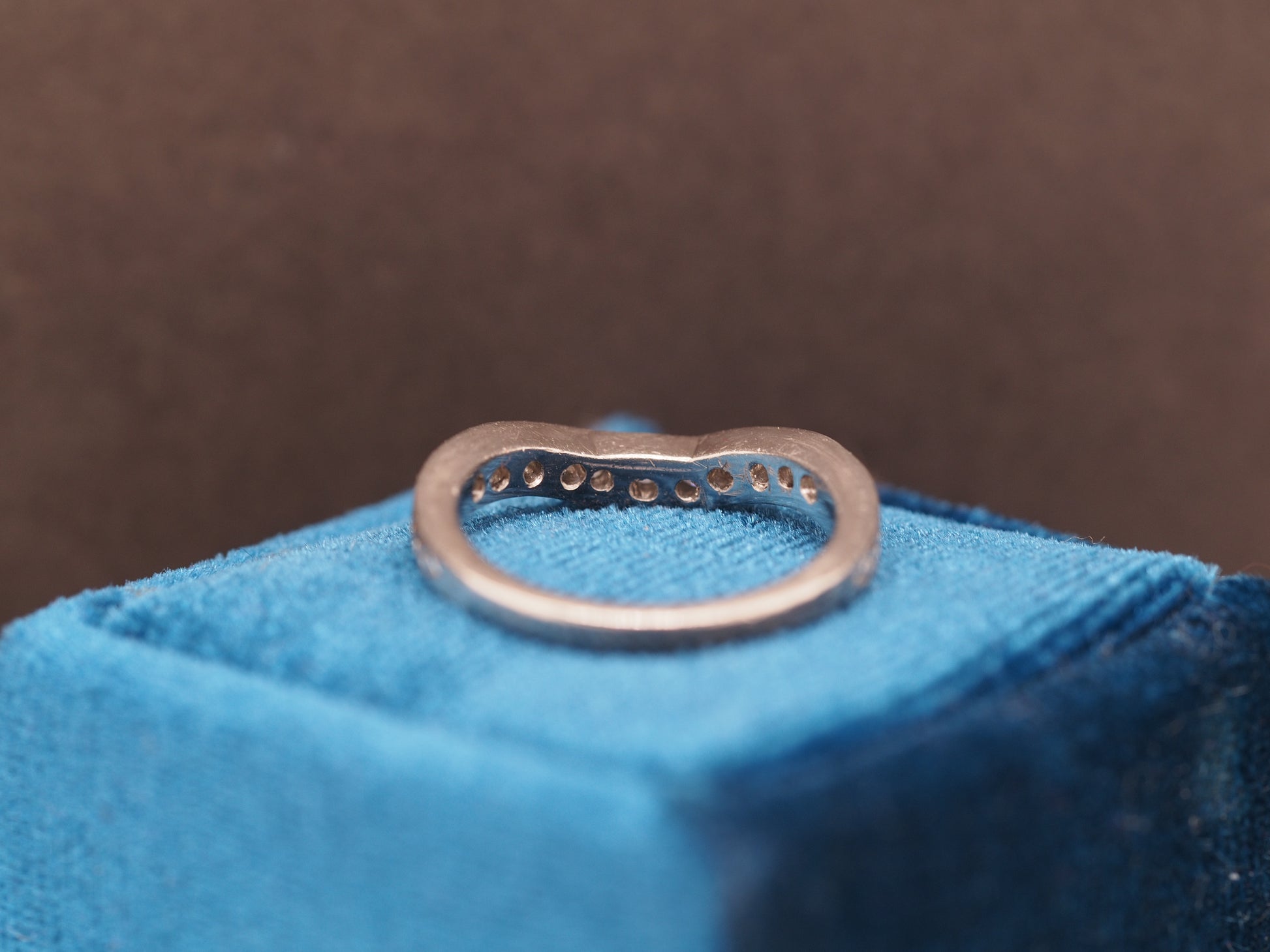 1960 Platinum Diamond Dip Wedding Band