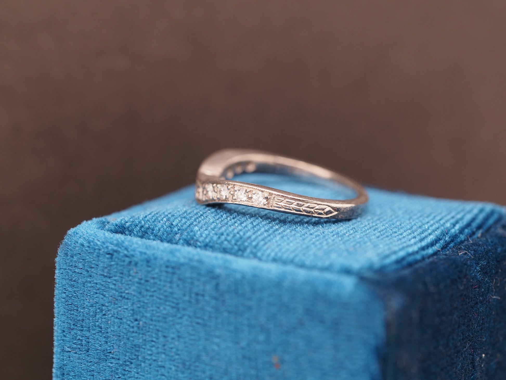 1960 Platinum Diamond Dip Wedding Band