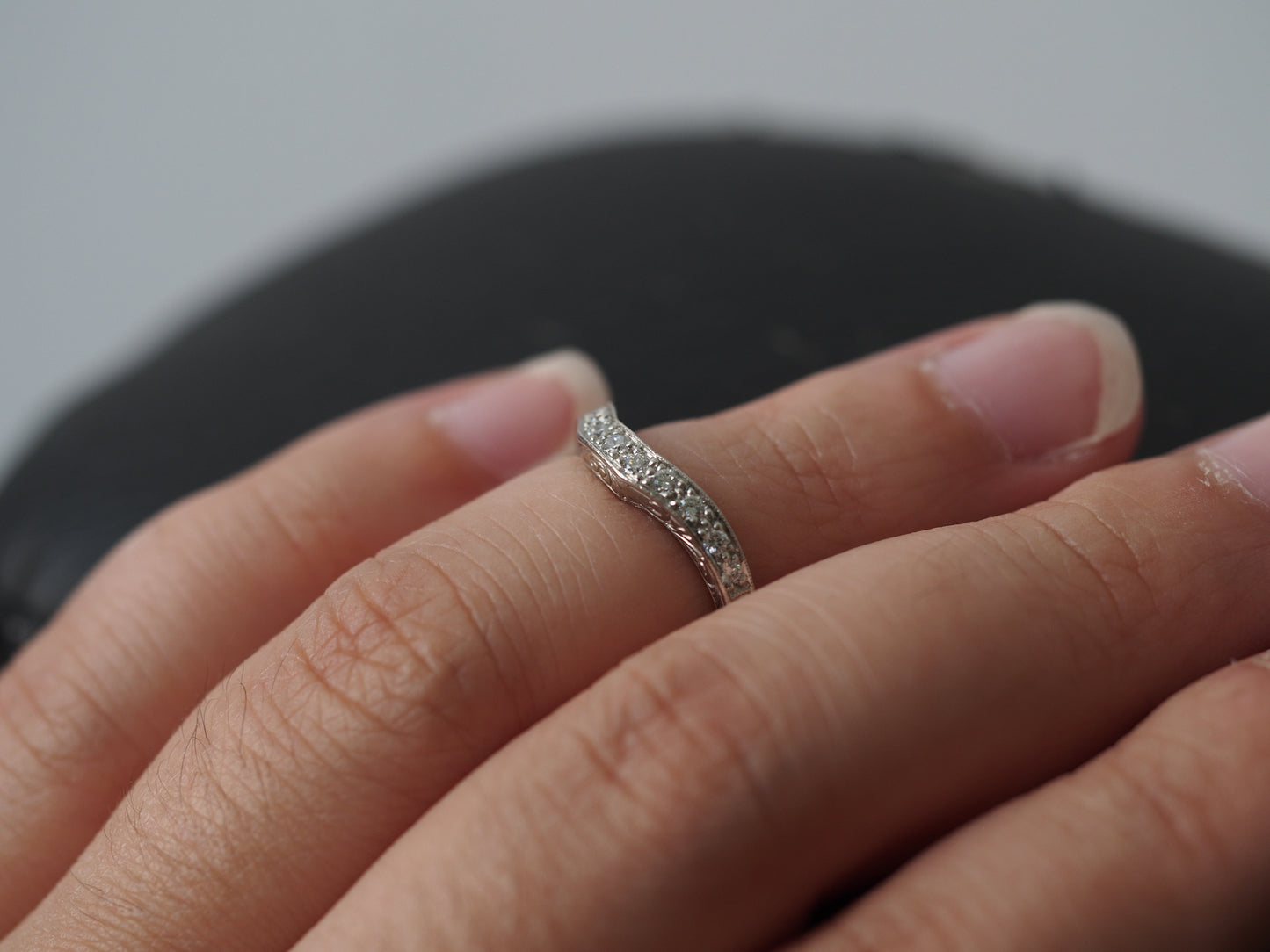 1960 Platinum Diamond Dip Wedding Band