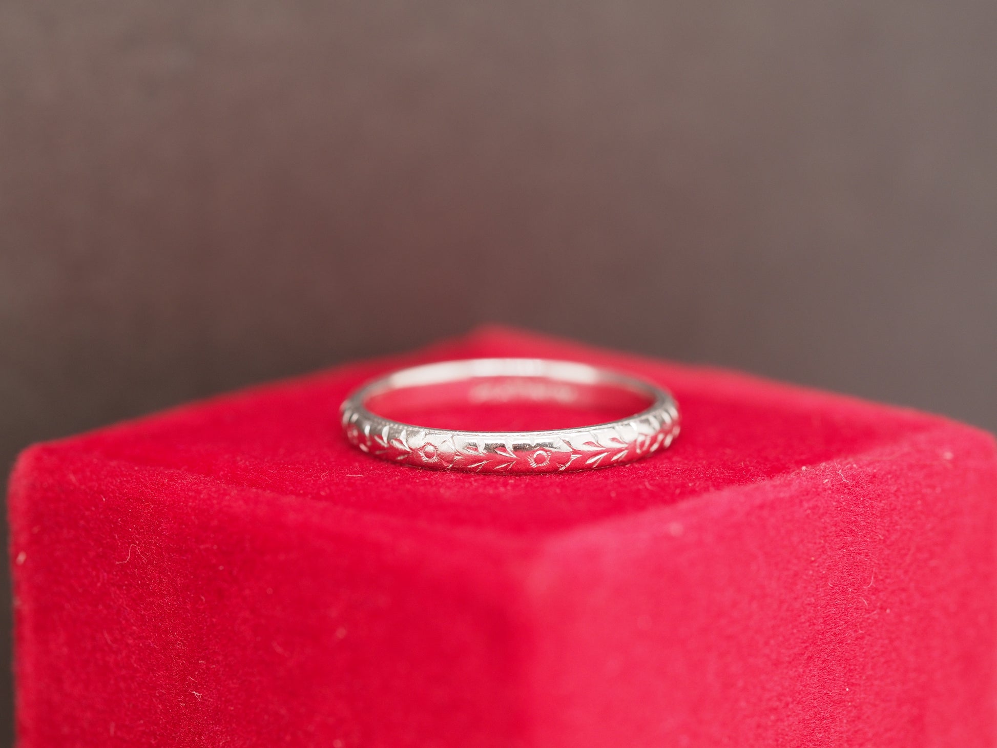 1920 Art Deco Platinum Engraved Wedding Band