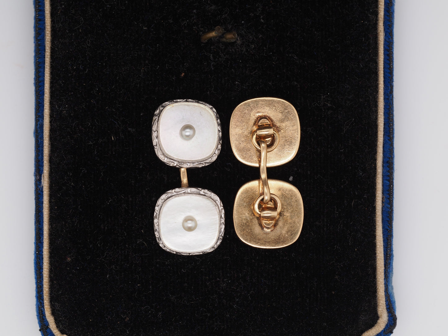 Art Deco 18K Yellow Gold Pearl Cufflinks