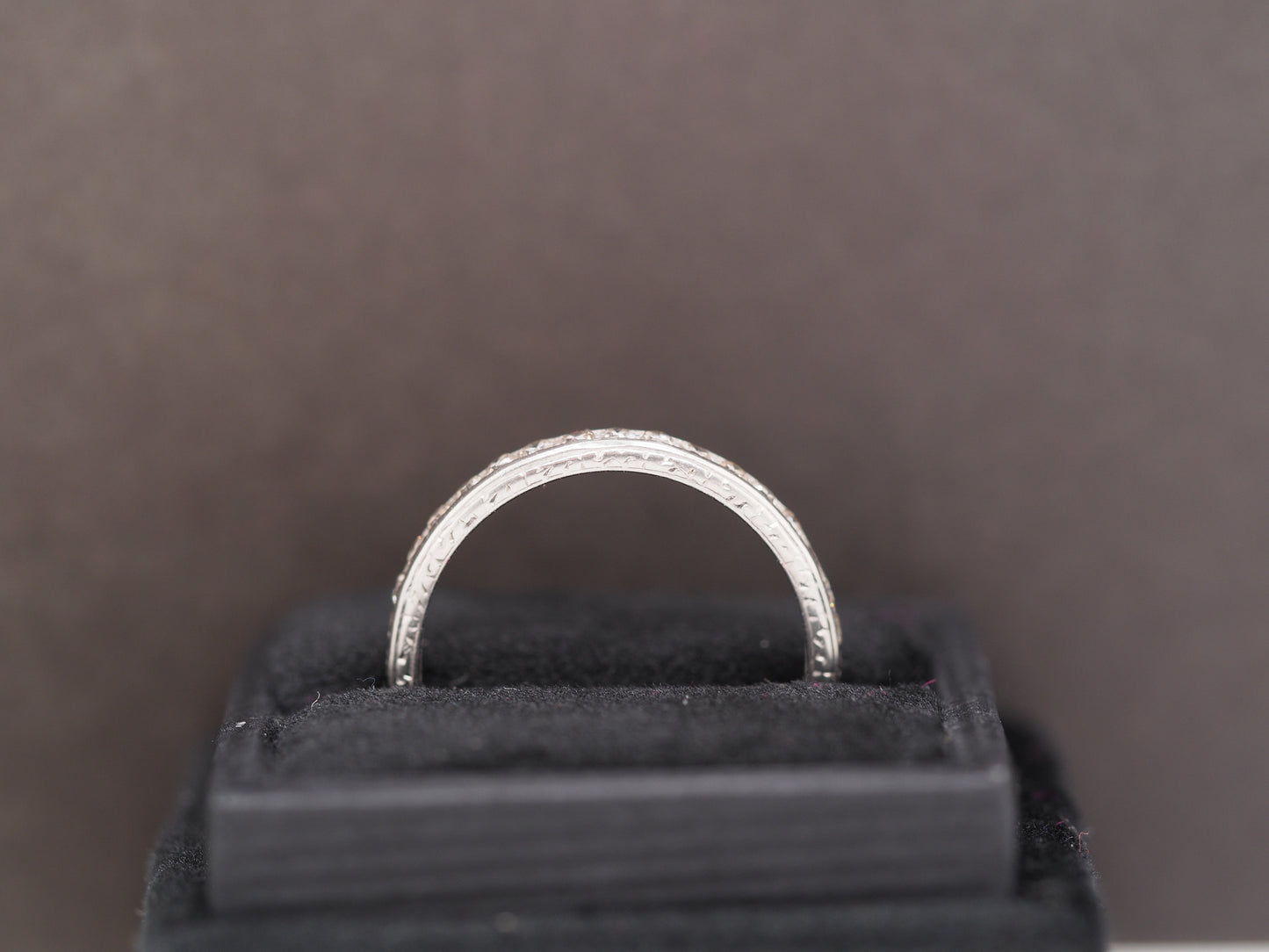 1950 Platinum 1.00cttw Single Cut Diamond Wedding Band