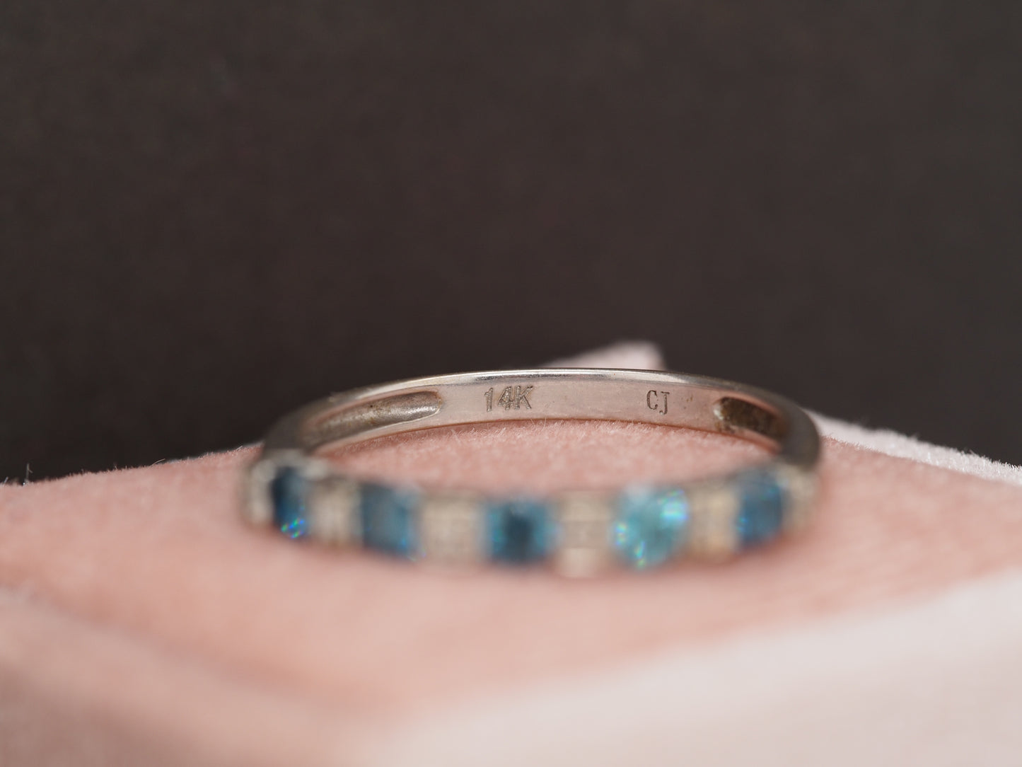 1950 14K White Gold .75cttw White & Blue Round Brilliant Diamond Engagement Ring