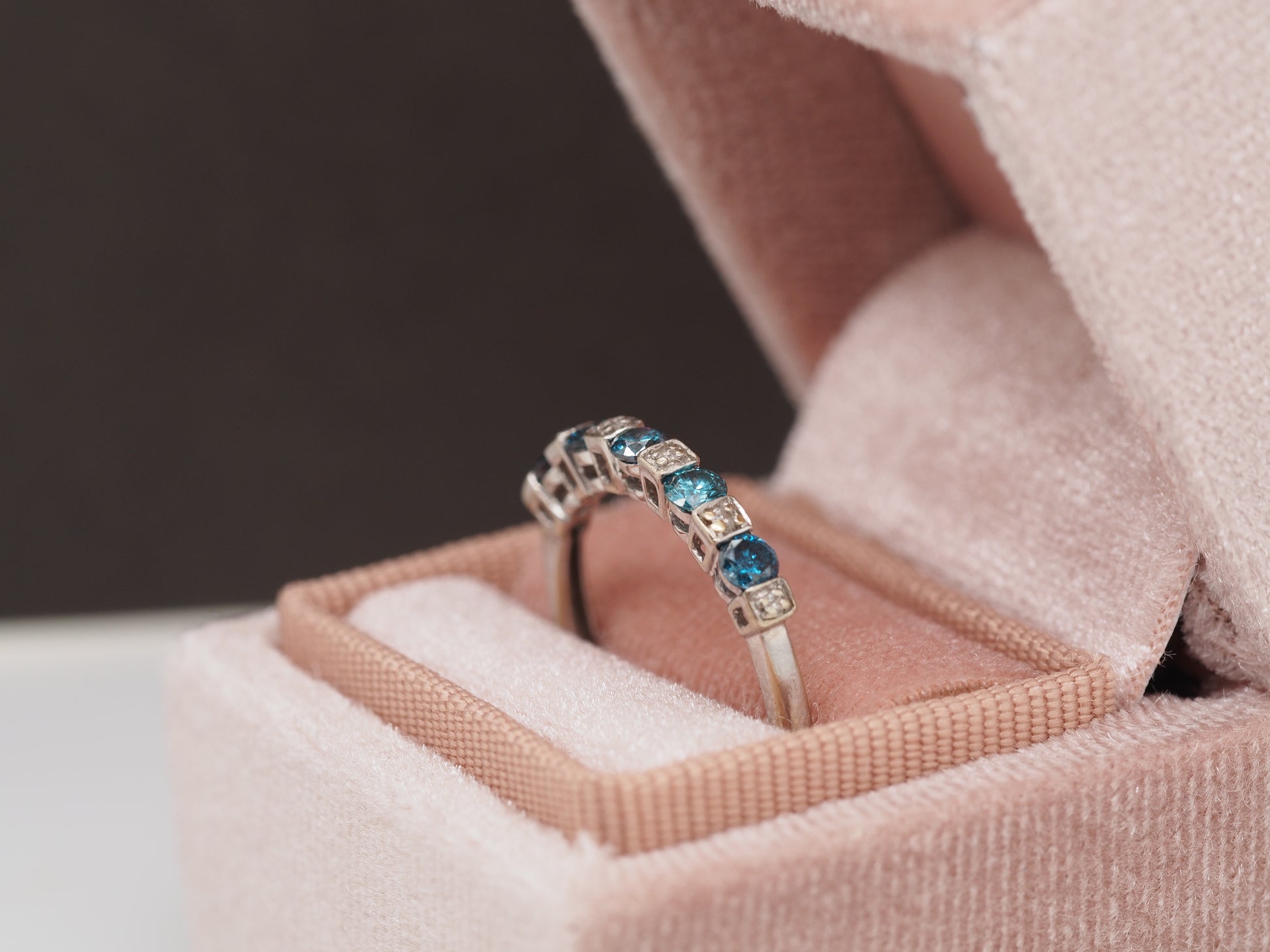 1950 14K White Gold .75cttw White & Blue Round Brilliant Diamond Engagement Ring