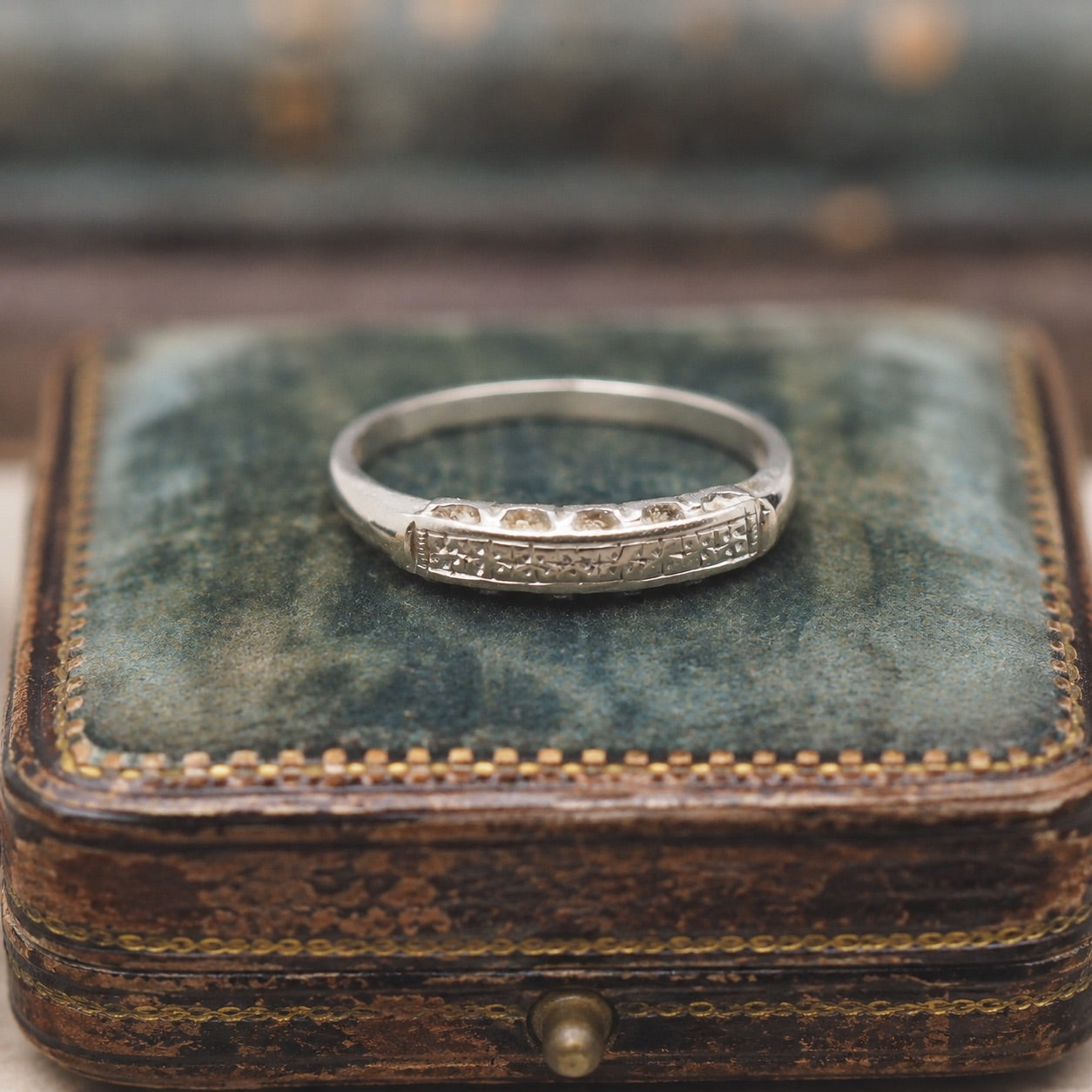 Art Deco 1920s 14K White Gold Wedding Band - VHK#569