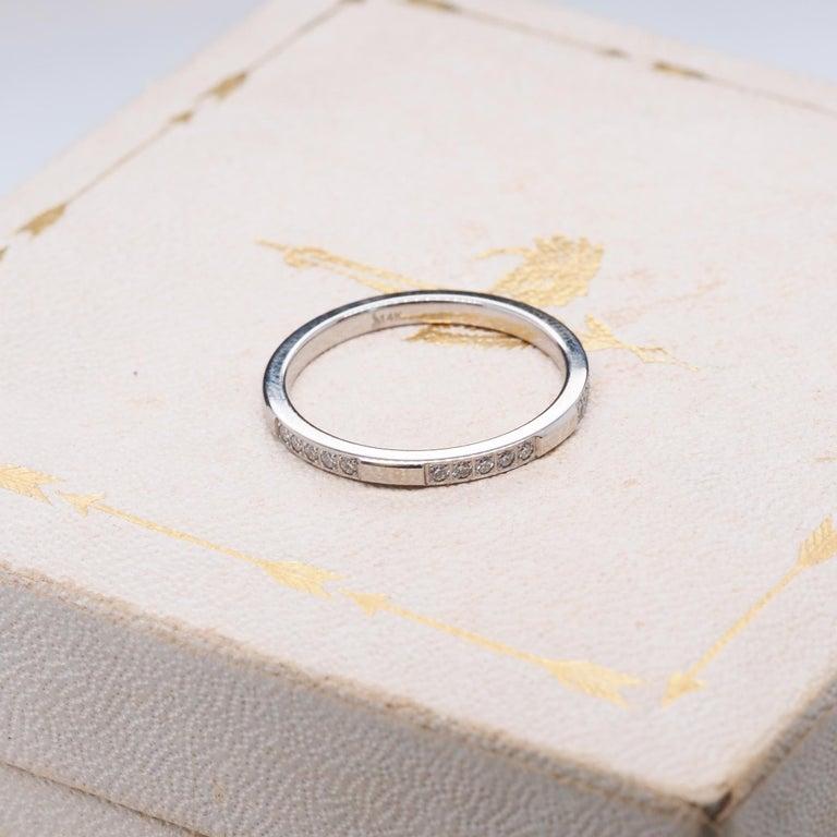 14K White Gold Diamond Wedding Band - VHK#371