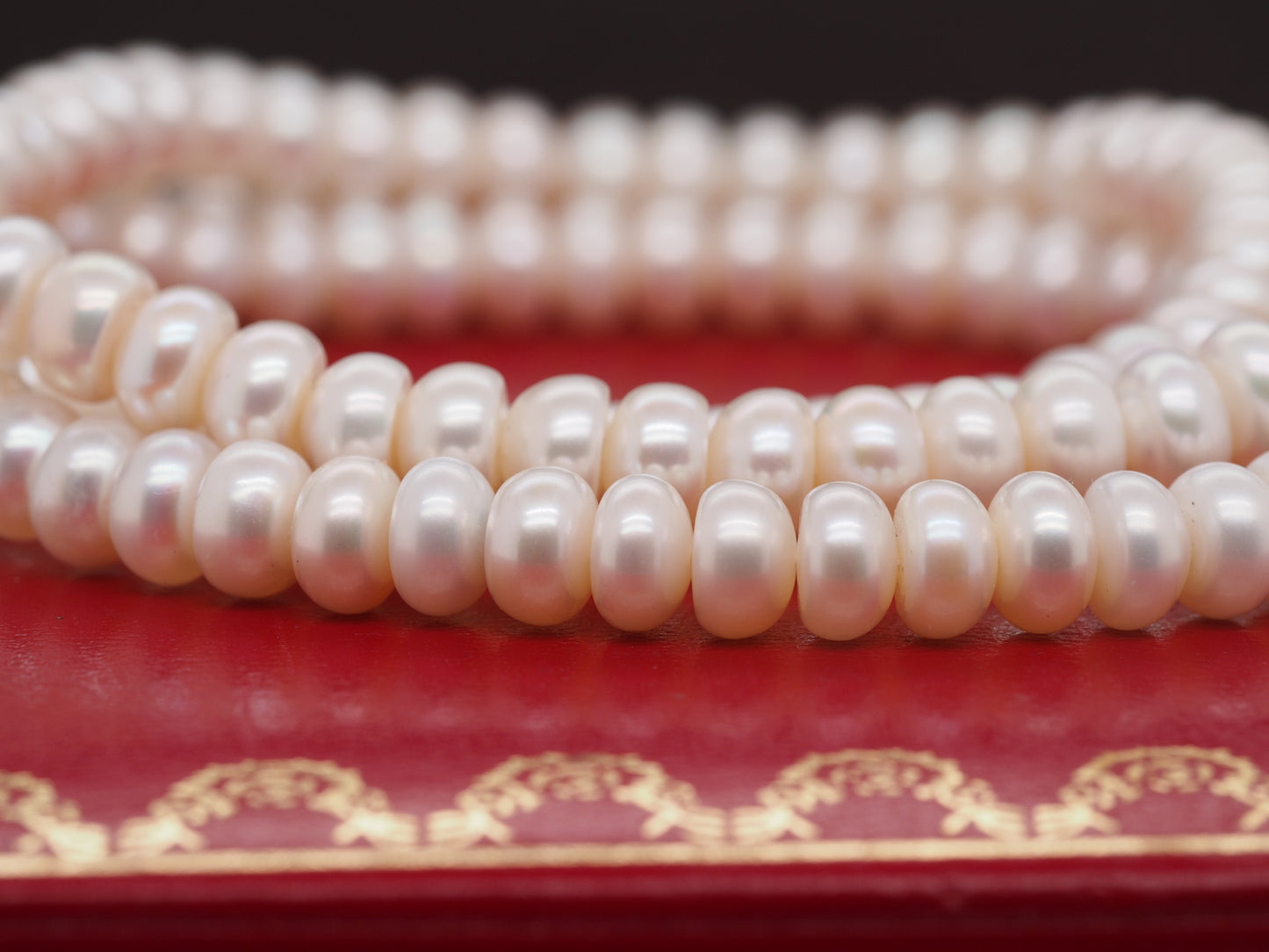 1990 14K Yellow Gold Pearl Necklace