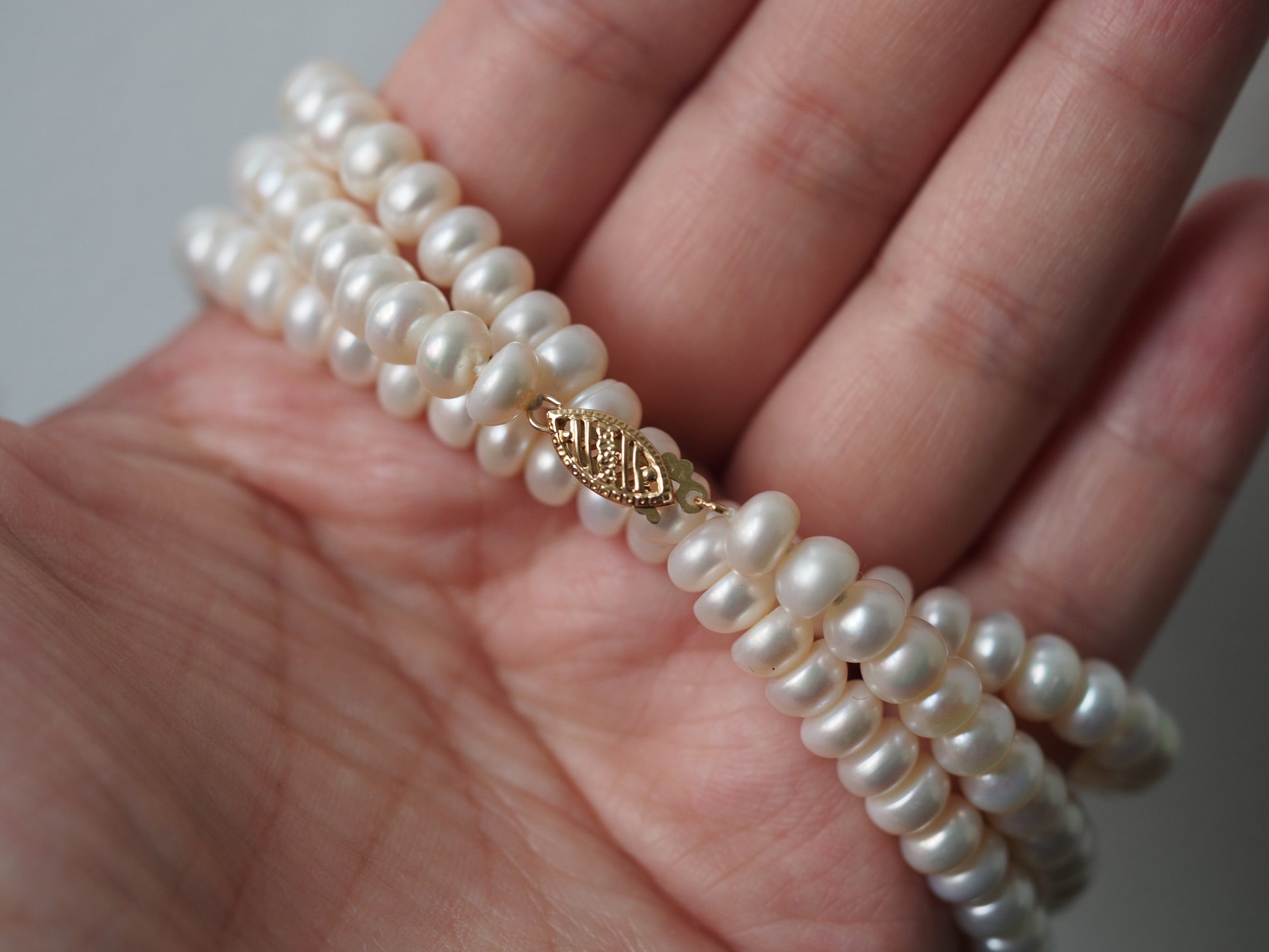 1990 14K Yellow Gold Pearl Necklace