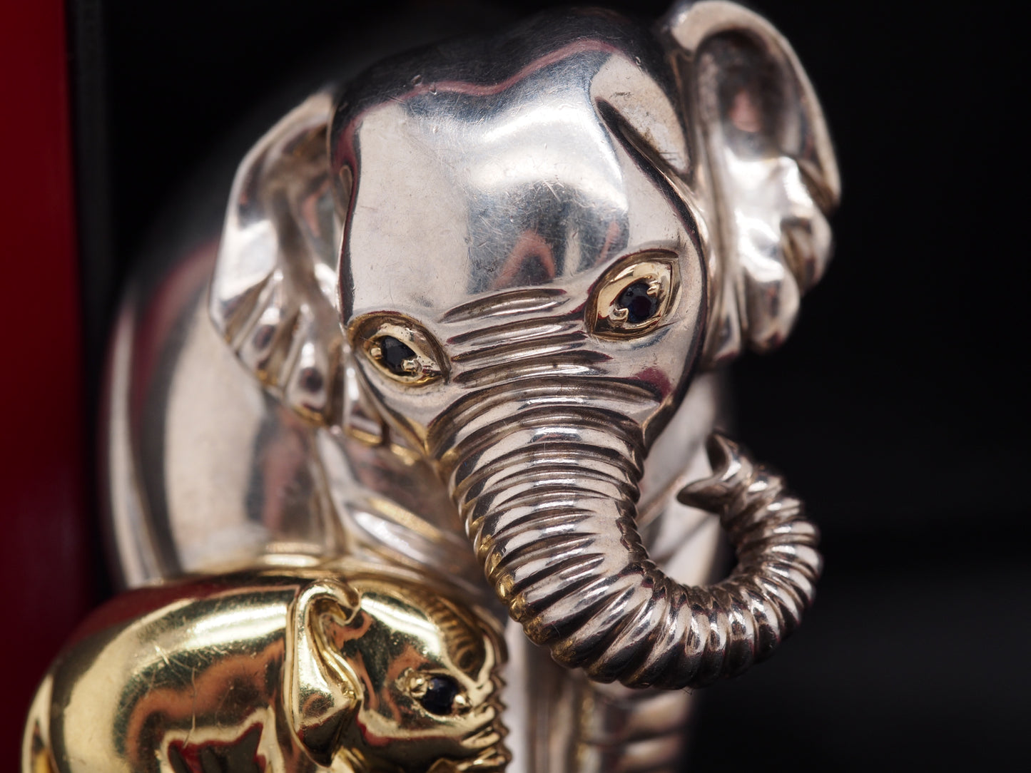 1994 Tiffany and Co. 18K Yellow Gold/Sterling Silver Sapphire Elephant &Baby Pin