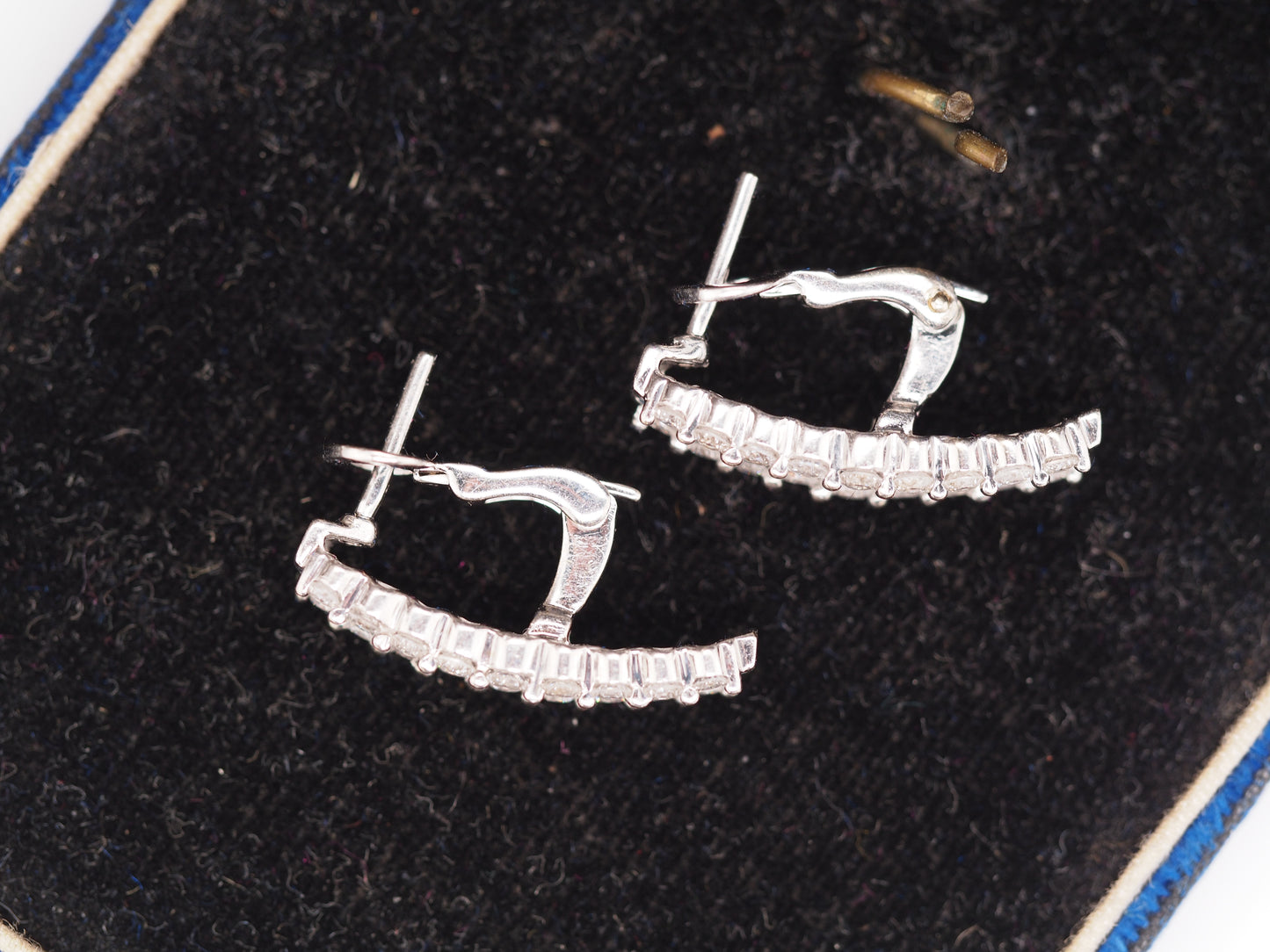 1990 14K White Gold 1.60cttw Round/Baguette Diamond Earrings