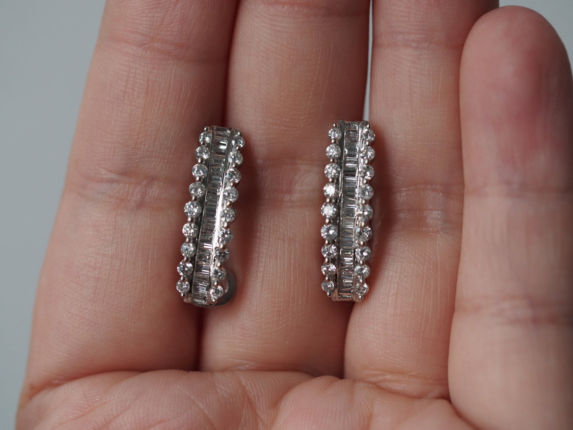 1990 14K White Gold 1.60cttw Round/Baguette Diamond Earrings