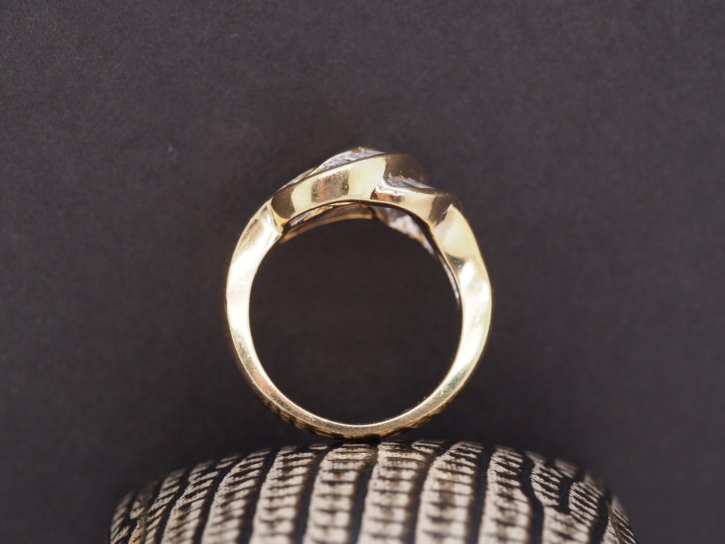 18K Yellow Gold Diamond Swirl Cocktail Ring