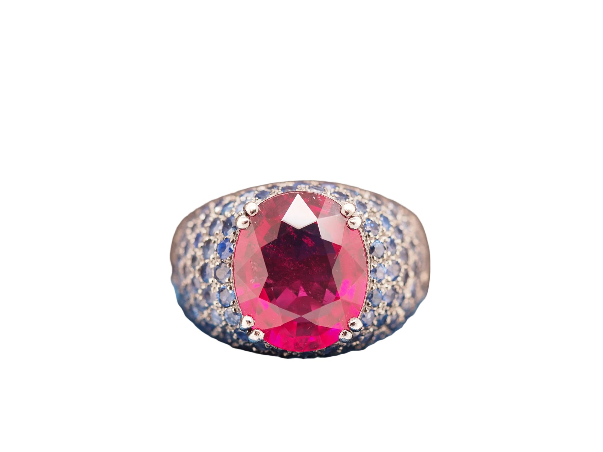 18K Gold Tourmaline Ring with GIA report and Sapphire Side Stones