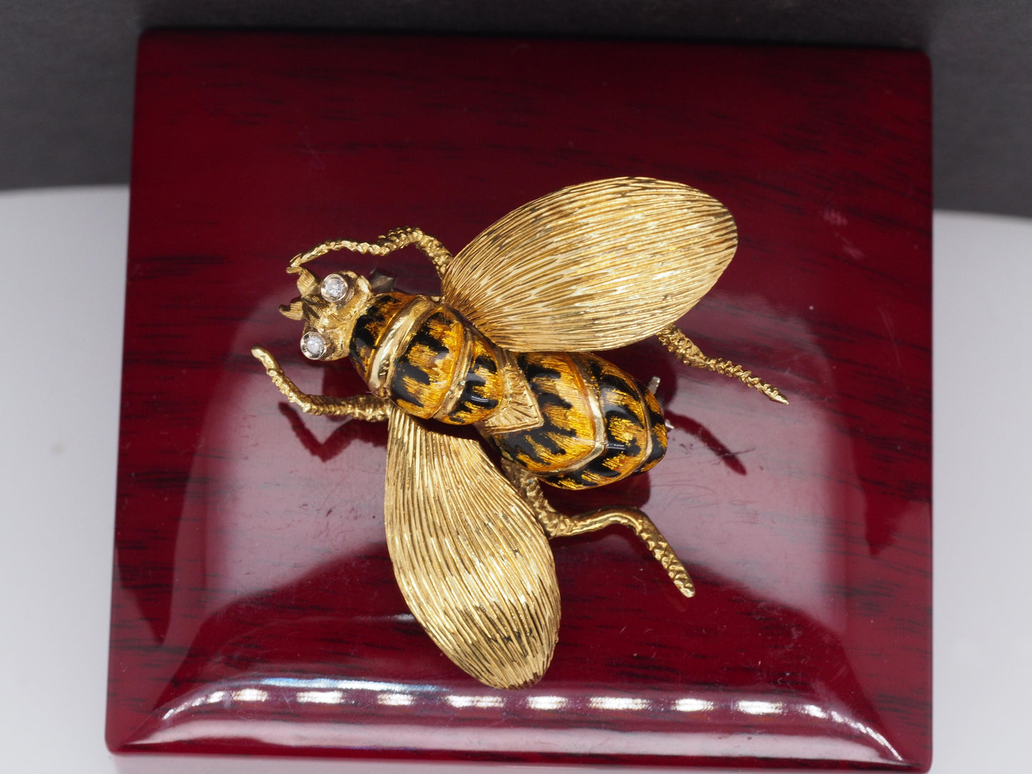 18K Yellow Gold Enamel and Diamond Eyes Fly Brooch Pin Large Size