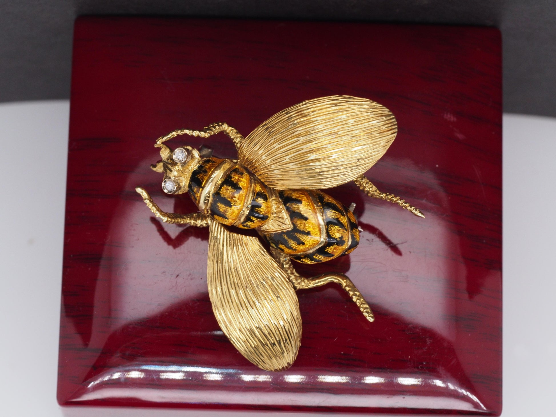 18K Yellow Gold Enamel and Diamond Eyes Fly Brooch Pin Large Size
