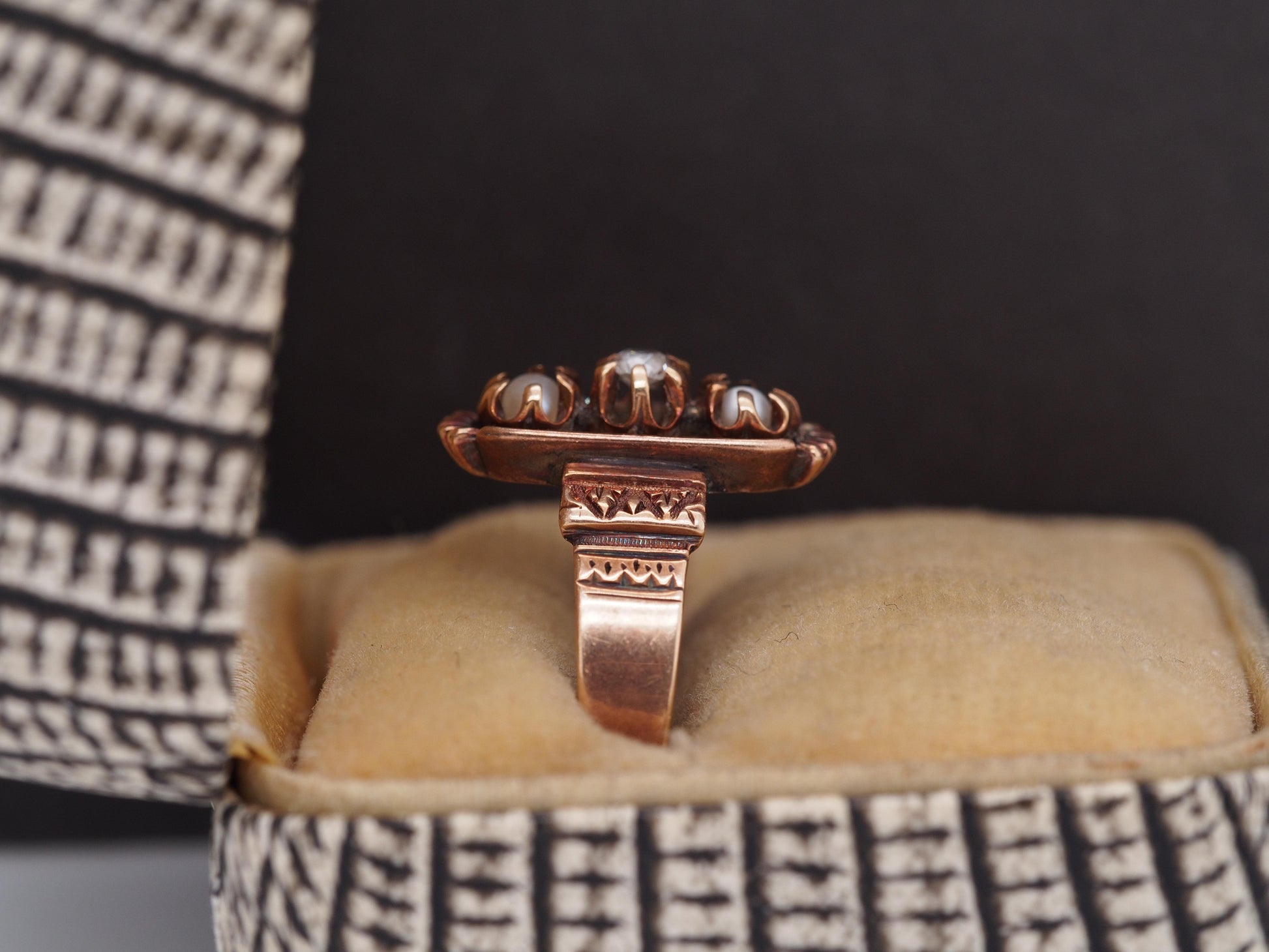 1900s 14K Yellow Gold Diamond and Pearl Ring - VHK#520