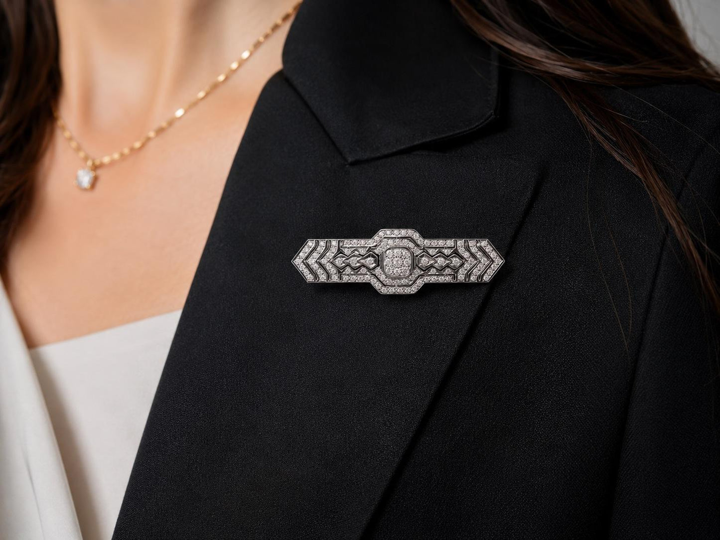 18K White Gold Diamond Art Deco Style Bar Brooch - VHK420A