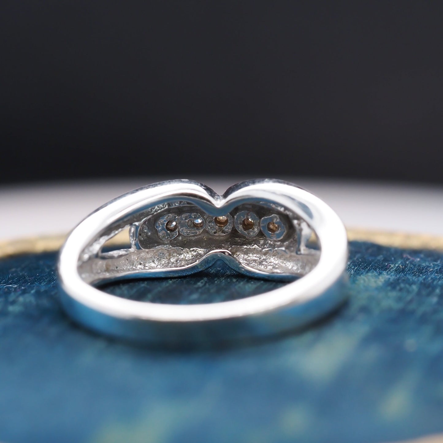 18K White Gold Diamond Wedding Band - VHK#307