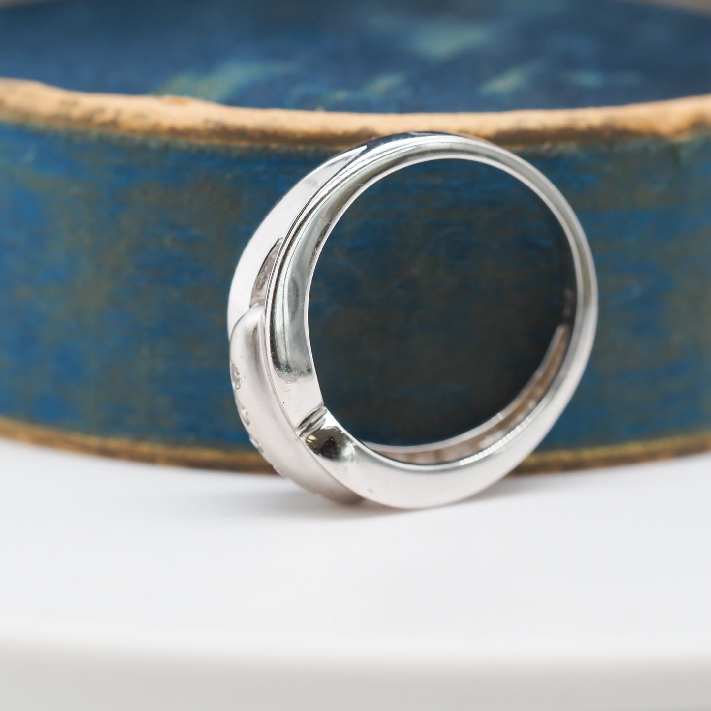 18K White Gold Diamond Wedding Band - VHK#307