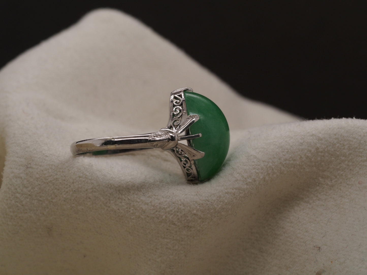 Platinum Vintage Jade Ring with ornate open work - VHK#329