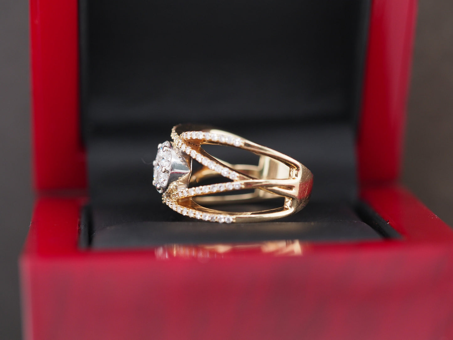 14K Diamond “Criss Cross” Band Diamond Cocktail Ring - VHK#332