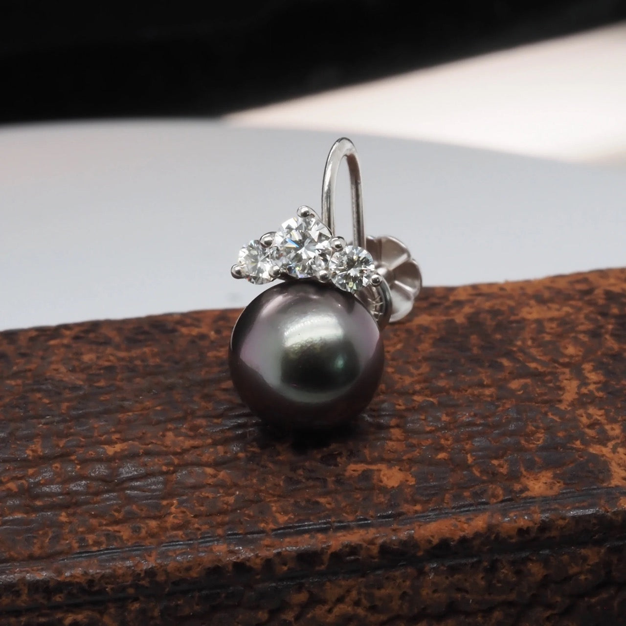 18K White Gold “MIKIMOTO” Tahitian Pearl &amp; Diamond Earrings - VHK#339