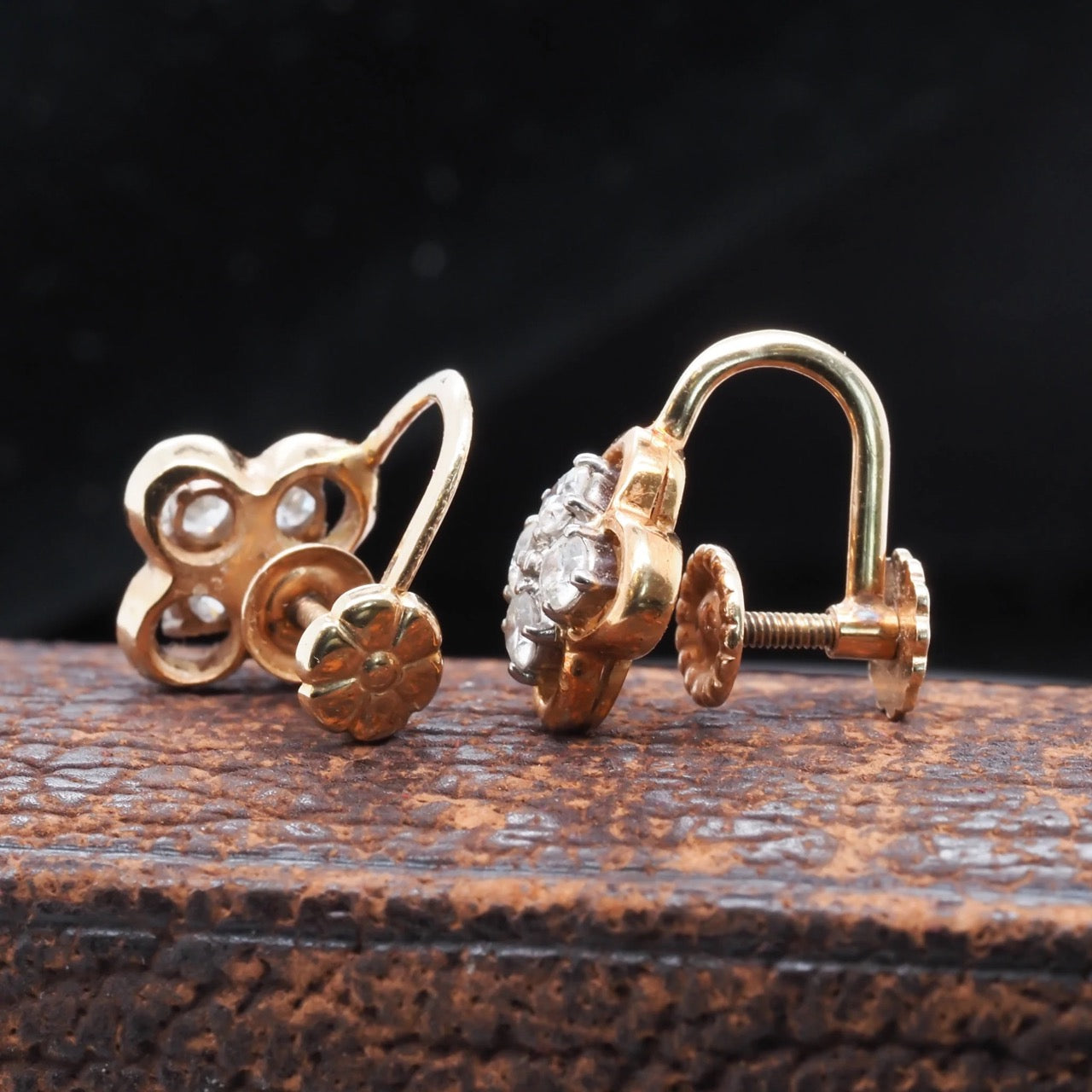 Vintage 14K Round Brilliant Diamond Cluster Screwback Earrings- VHK#346