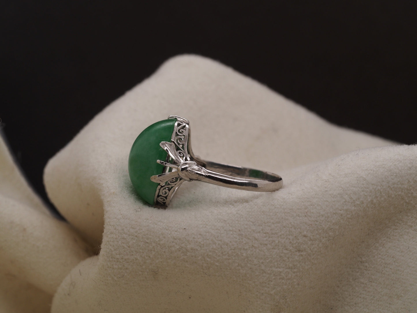 Platinum Vintage Jade Ring with ornate open work - VHK#329
