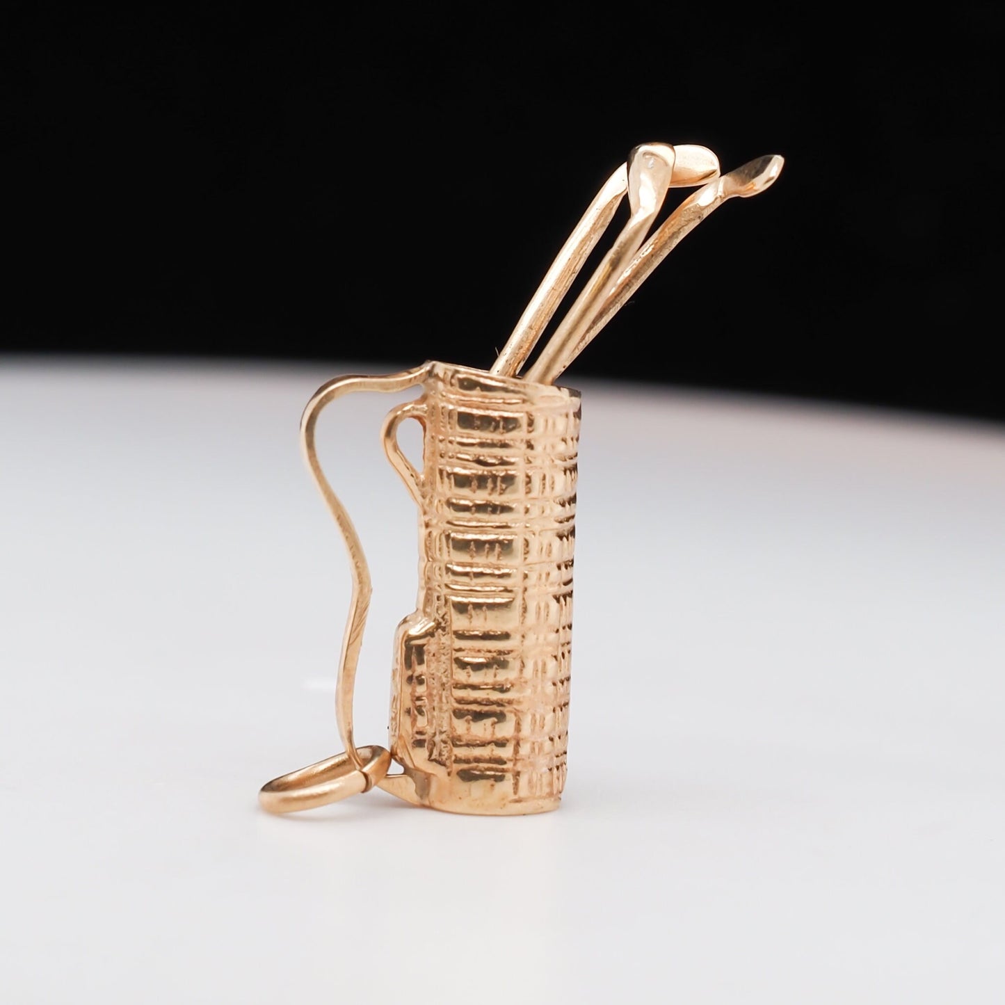 14K Yellow Gold Golf Club Pendant with Moving Clubs - VHK#576