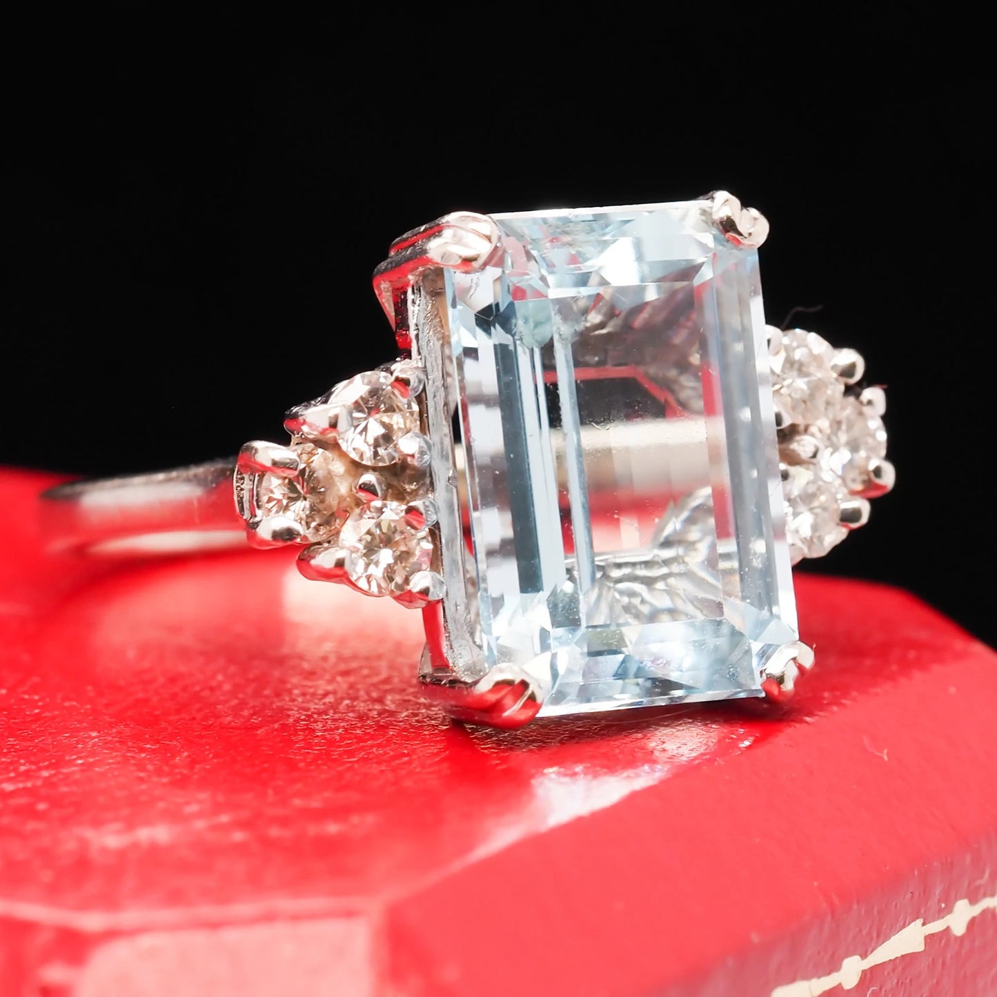 Vintage 14K White Gold 7 carat Aquamarine and Diamond Ring - VHK#582
