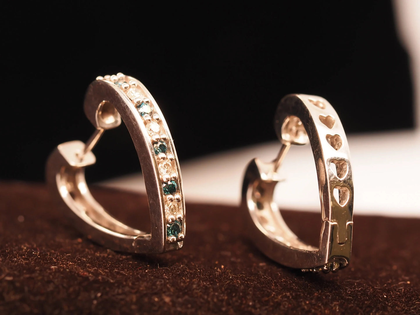 14K White Gold Diamond Hoop Style Earrings - VHK#541a