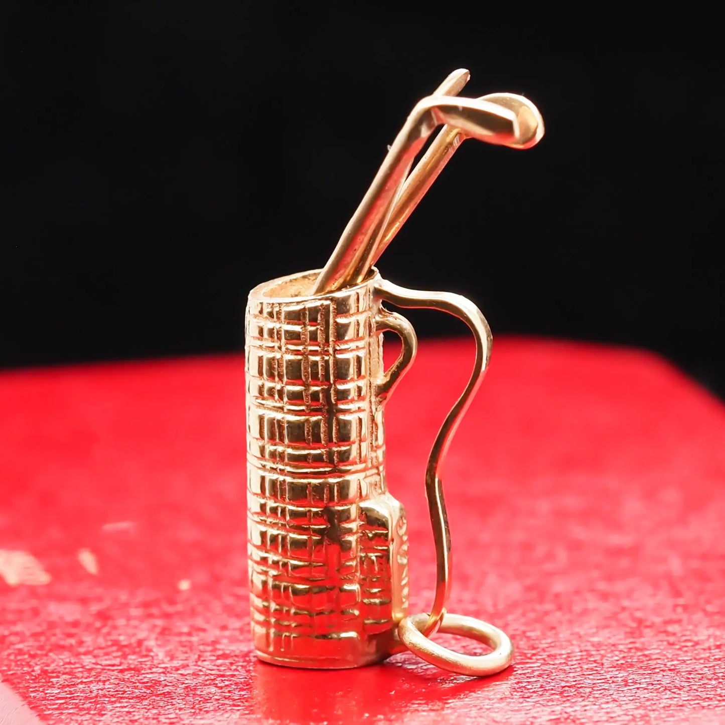 14K Yellow Gold Golf Club Pendant with Moving Clubs - VHK#576