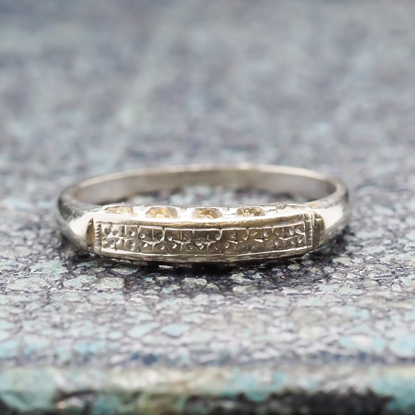 Art Deco 1920s 14K White Gold Wedding Band - VHK#569