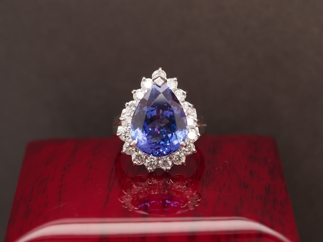 14K White Gold Diamond and Pear Shape 10 Carat Tanzanite with GIA Report - VHK#357
