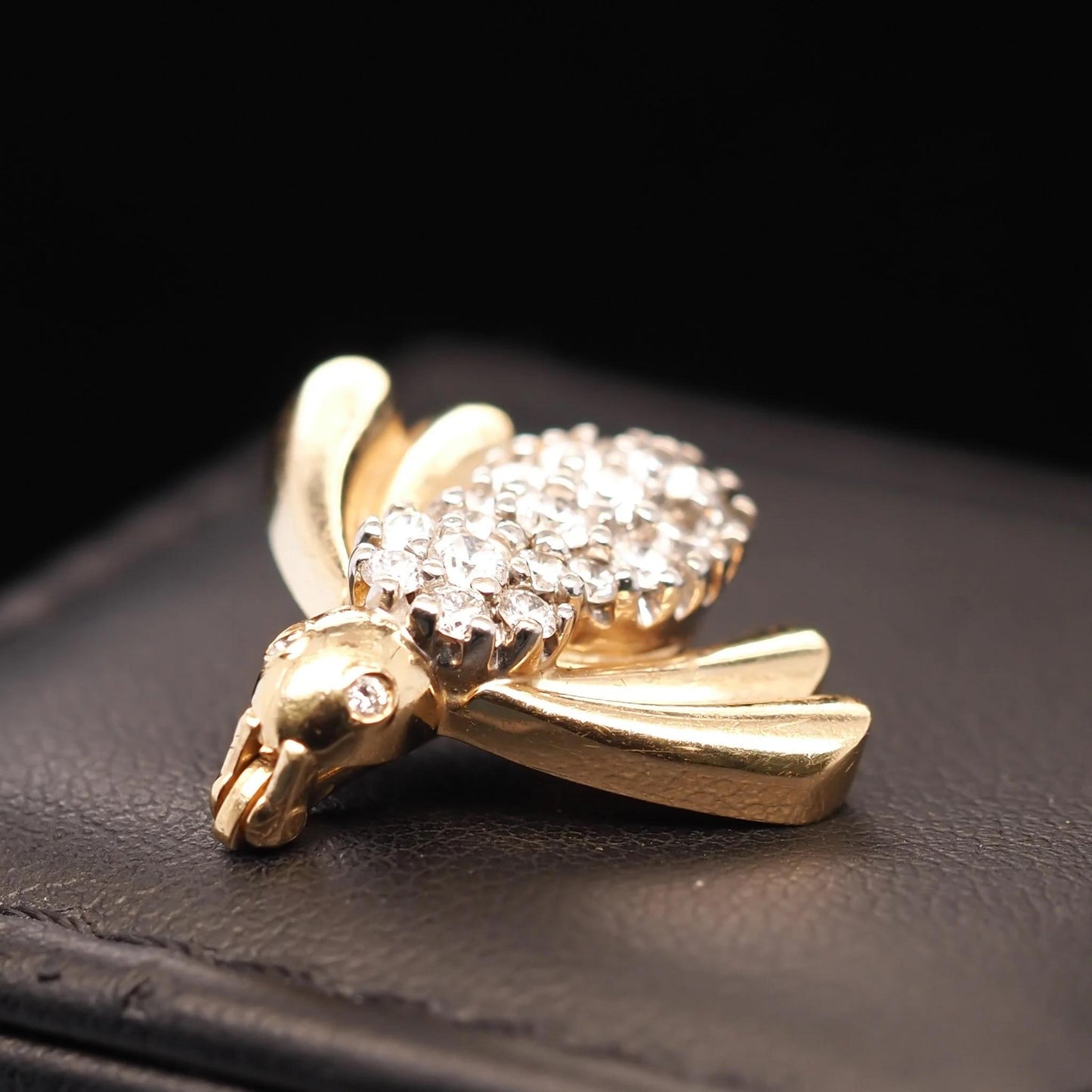 Vintage 14K Yellow Gold and Diamond Fly Brooch Pin - VHK#590