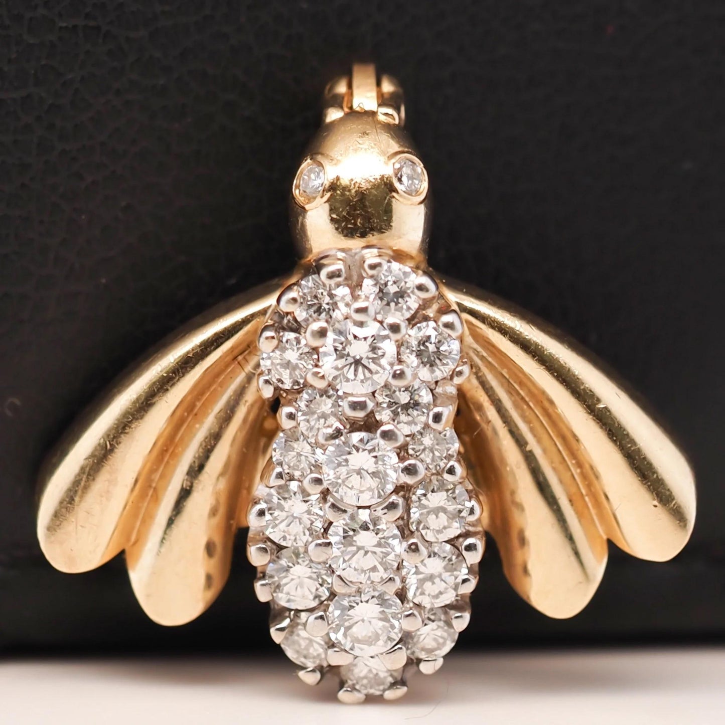 Vintage 14K Yellow Gold and Diamond Fly Brooch Pin - VHK#590