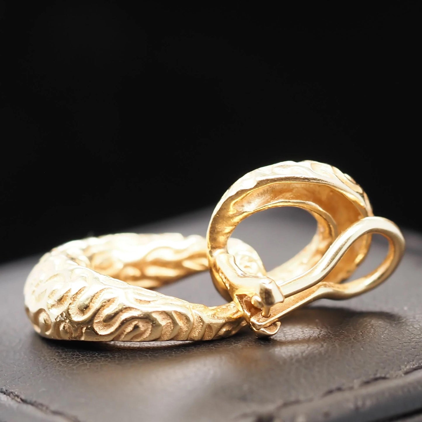 Vintage 14K Yellow Gold Dangling Earrings - VHK#593
