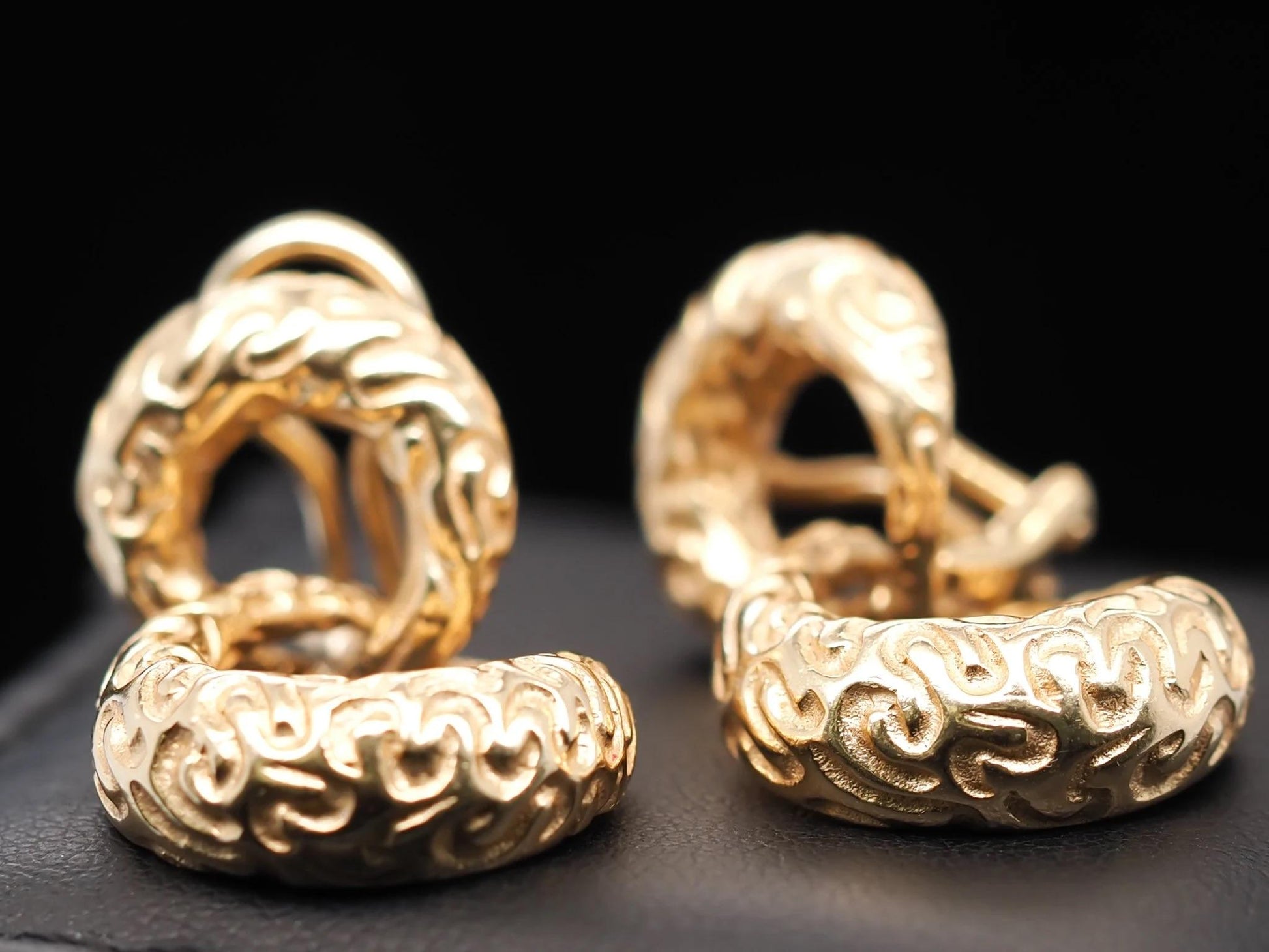 Vintage 14K Yellow Gold Dangling Earrings - VHK#593