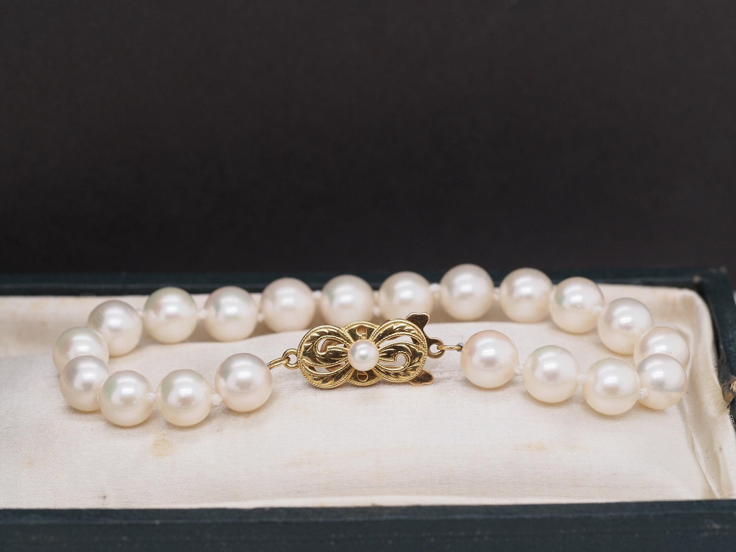 18K MIKIMOTO Yellow Gold Pearl Bracelet with Ribbon Clasp - VHK#7