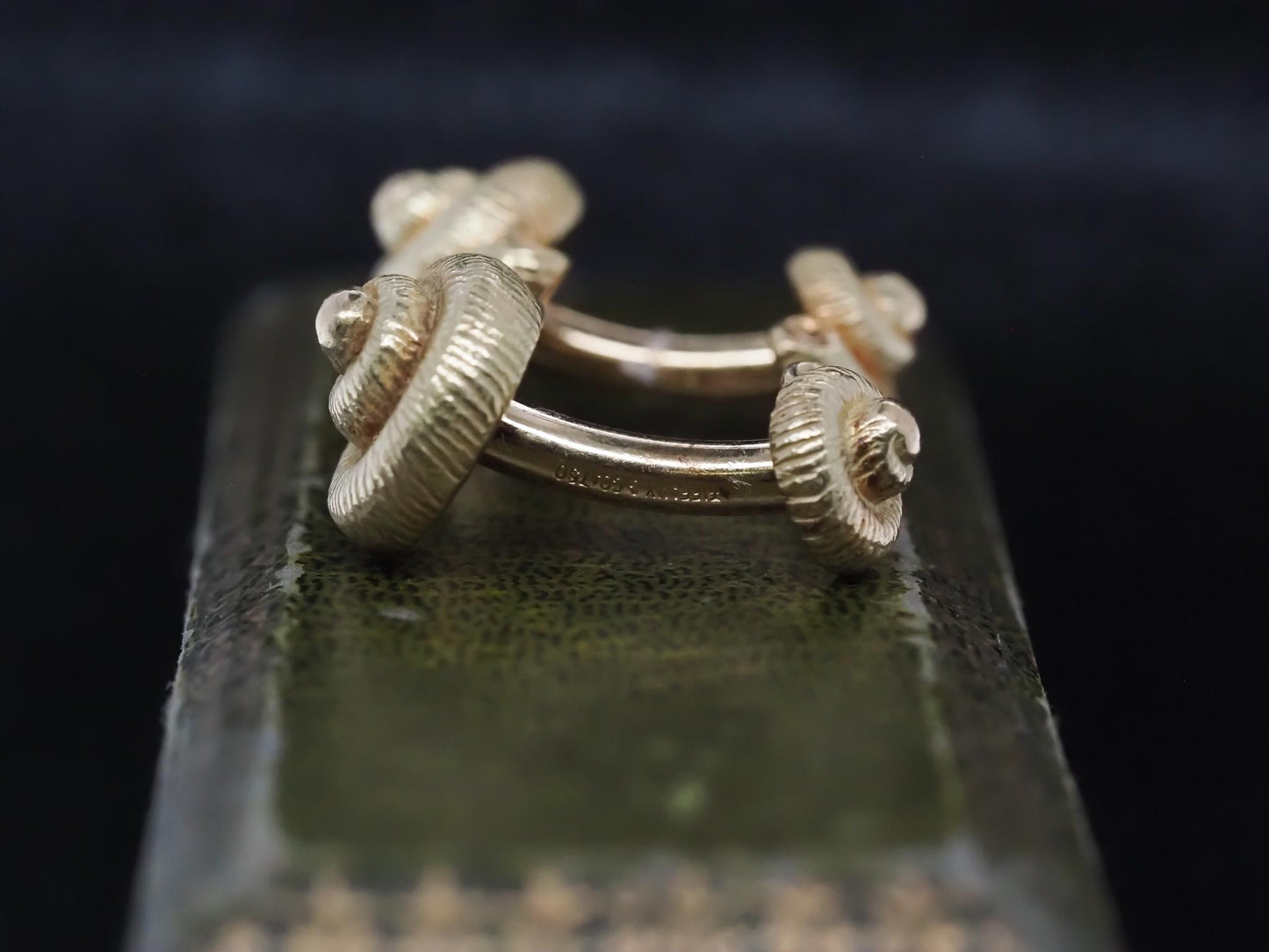 Vintage Tiffany & Co. 18K Gold Sea Shell Cufflinks - VHK#732a