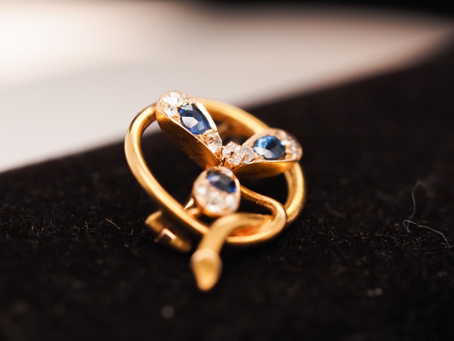 Circa 1900s 14K Yellow Gold Sapphire and Diamond Flower Brooch - VHK#647