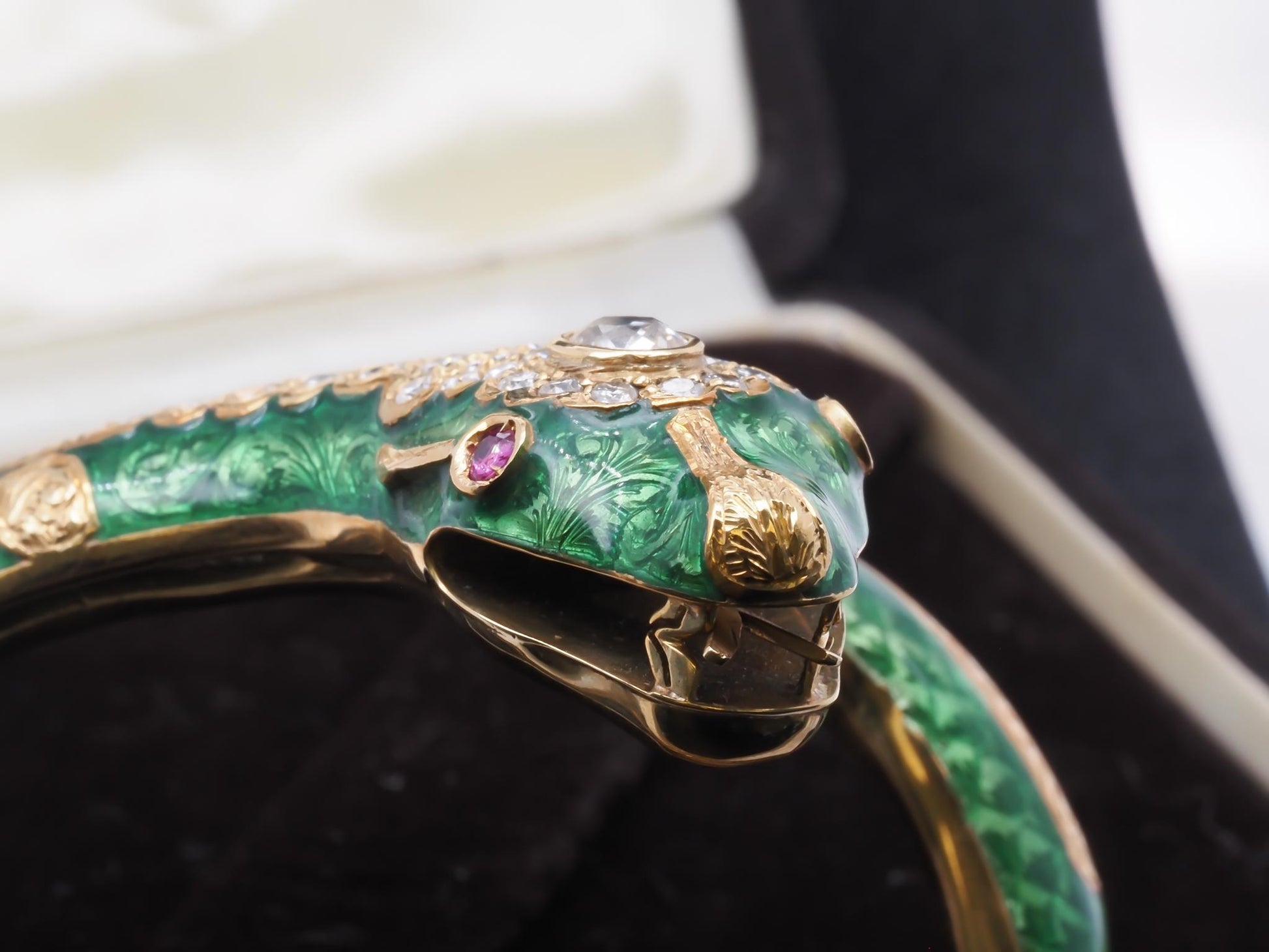 Estate 18K Gold Enamel Serpent Bangle with Old Mine Diamond - VHK#870a