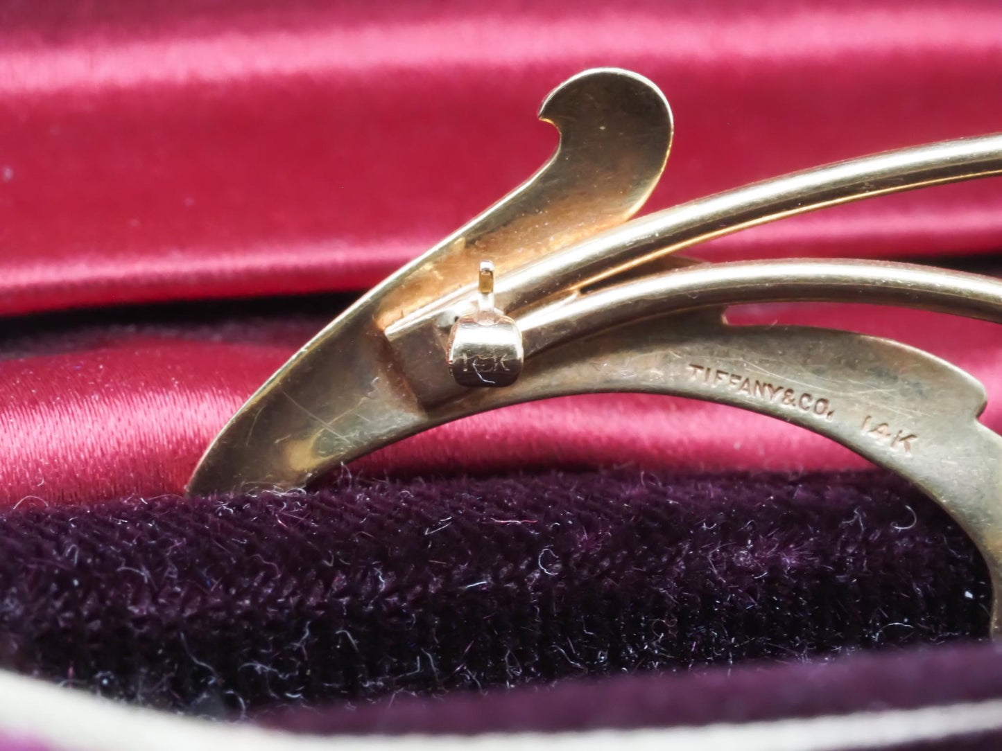 Estate Vintage Tiffany & Co. Amethyst Two Tone Flower Brooch - VHK#853b