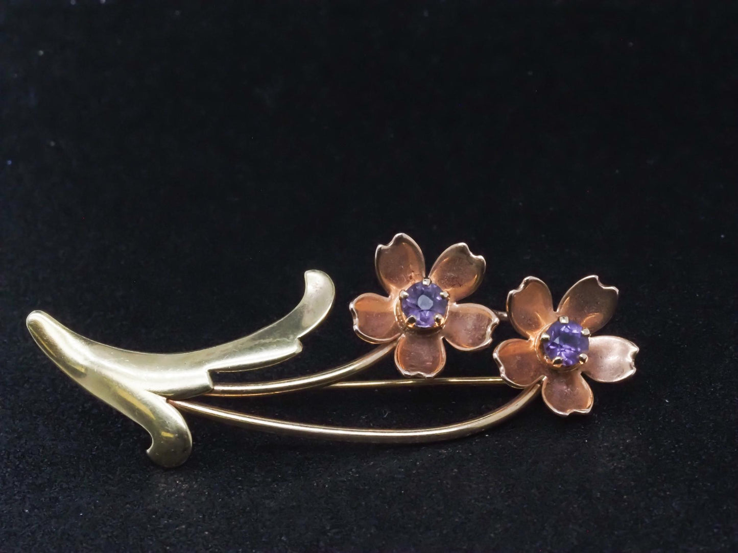 Estate Vintage Tiffany & Co. Amethyst Two Tone Flower Brooch - VHK#853b